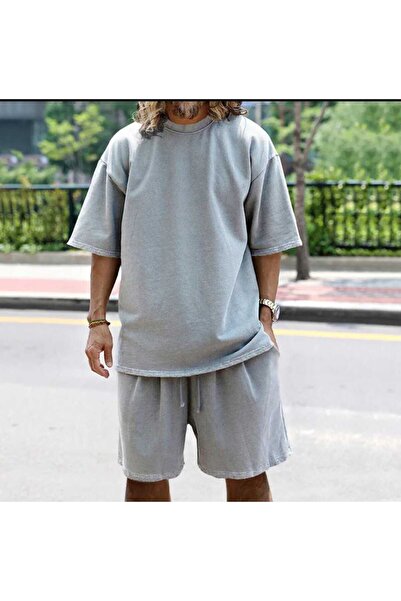 Frisson Men's Gray Oversize T-Shirt and Shorts Set - Simple Design