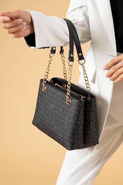 Just Polo حقيبة كتف نسائية بسلسلة سوداء وحزام طويل قابل للتعديل