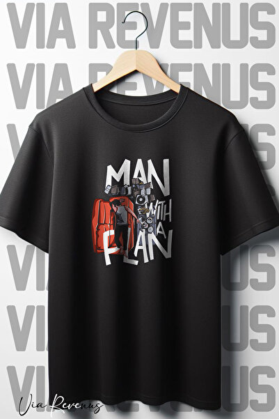 Vordevia Crna Oversize kroj T-shirt - Čovek sa planom Štampano