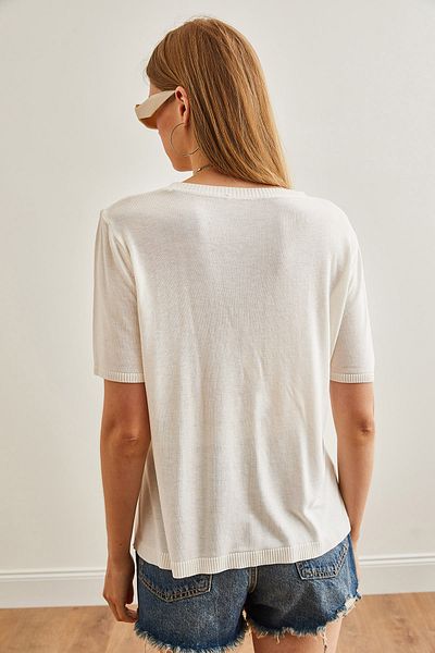 Olalook Ecru Crew Neck Knitwear Blouse - Flowy Design BLZ-19002688