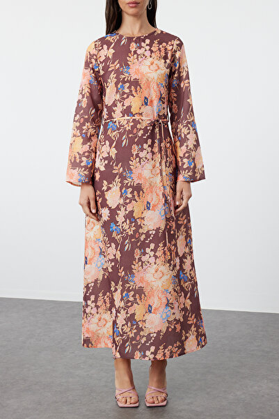 Trendyol Modest Φόρεμα από λινό υφασμένο λουκ - Καφέ λουλουδάτο μοτίβο TCTSS24EB00223