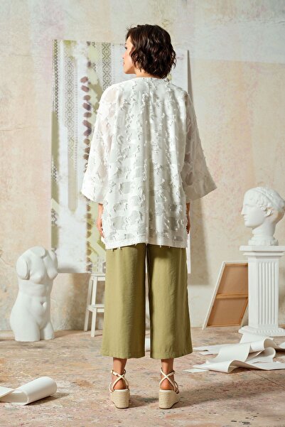 UPGRADE White Pocket Kimono