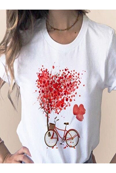 CLASSY.MODA تي شيرت أبيض مطبوع على شكل قلب - رقبة دائرية كبيرة الحجم وأكمام ق...