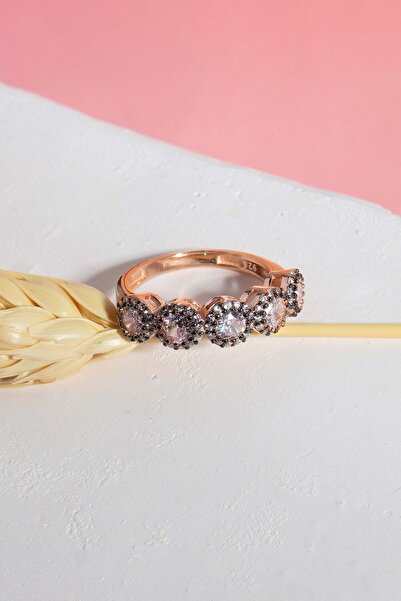 Else Silver 925 Ayar Gümüş Elmas Montürü Beş Taş Yüzük