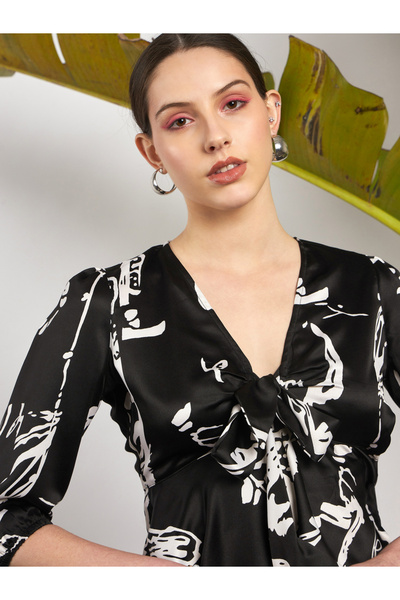 Sassafras By Styli Abstract Print Front Tie Top & Pants Co-Ord