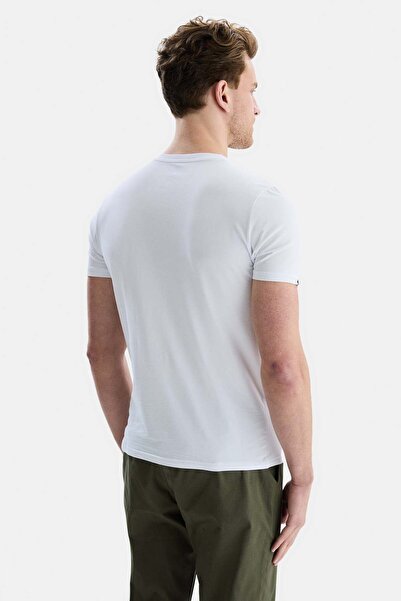 UCLA VANNESS Λευκό ανδρικό μπλουζάκι με λαιμόκοψη με λαιμόκοψη