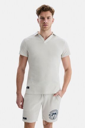 Russel tee shop