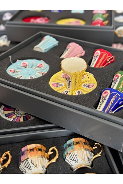 ester مجموعة فناجين قهوة مرسومة يدويًا