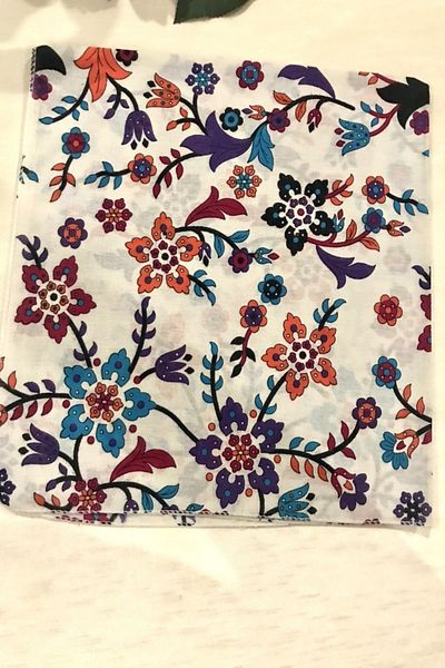 alsaccessories Multi-Purpose Bandana with Flower Pattern in White Color 100% Cotton