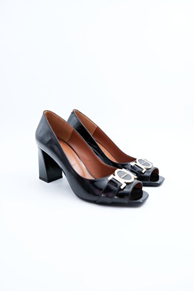 Tenau Ženske cipele na petu od prave kože