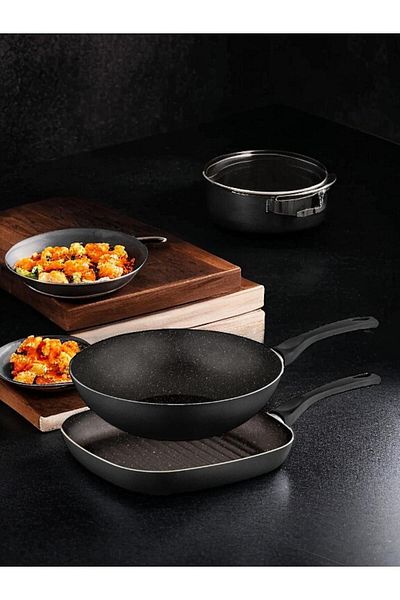 Bayev Granite 2-Piece Griddle Set - 28 Cm Wok and 26 Cm Striped Grill Pan