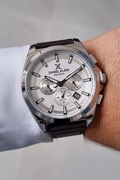 Daniel Klein Brown Leather Strap White Dial Functions Active Calendar Men's Wristwatch