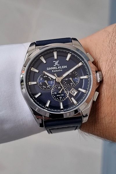 Daniel Klein Navy Blue Leather Strap Functions Active Calendar Men's Wristwatch