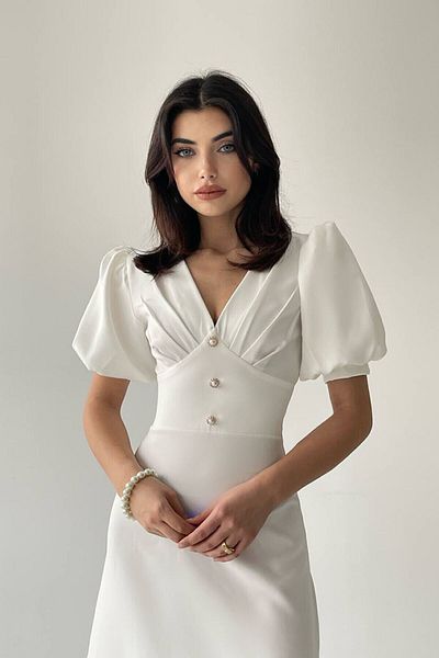 Julishop Rochie premium Julidress, albă, cu decolteu în V, cu nasturi perlat, lungime midi
