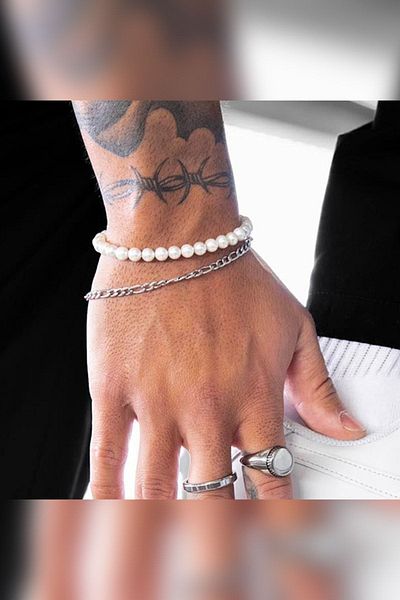 The Collection Unisex Non-Tarnish Steel - Figaro Chain and Pearl Bracelet