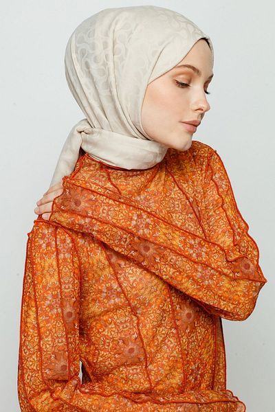 VALORSCARF Bloom Patterned Ivory Shawl