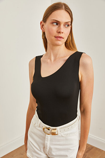 Olalook Bluză de damă neagră cu guler asimetric crop tricotaj - BLZ-19002643