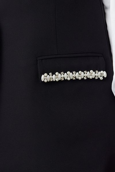 Trendyol Modest سترة سوداء منسوجة من القماش - إكسسوار مفصل TCTSS24YL00011