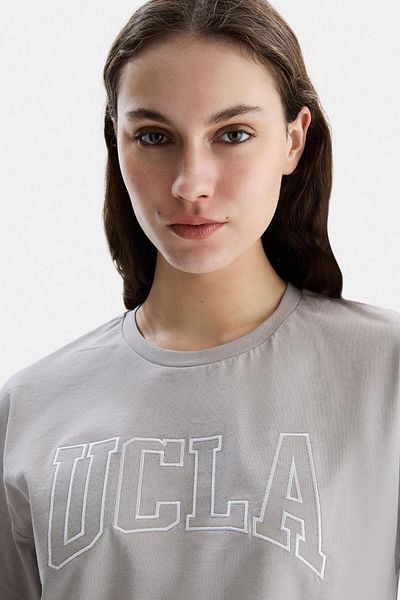 UCLA HELENA Gri Bisiklet Yaka Oversize Crop Nakışlı Oversize Kadın Tricou