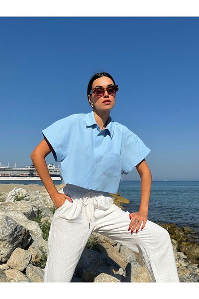 minaaise Cămașă oversize albastră din bumbac - mânecă scurtă, scurtă model 27311