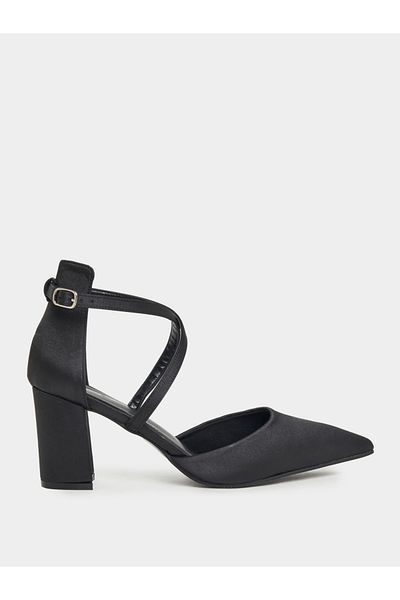 Styli Criss Cross Pointed Toe Block Heel Pumps