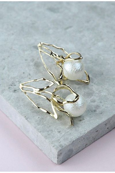 Kuvars Atalier Custom Design Pearl Cocoon Earrings