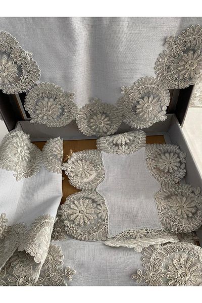 Vinezza Home Collection 5 Piece Living Room Set - Linen Console Table and Cover Set