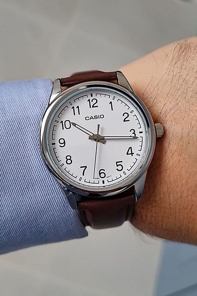 Casio Brown Leather Strap White Dial Men's Wristwatch
