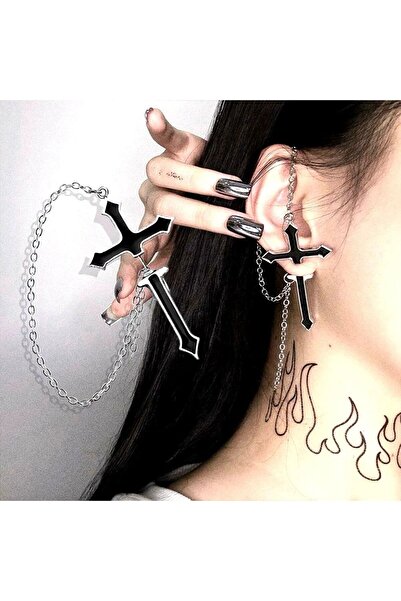 Köstebek Siyah Zincirli Detay Küpe