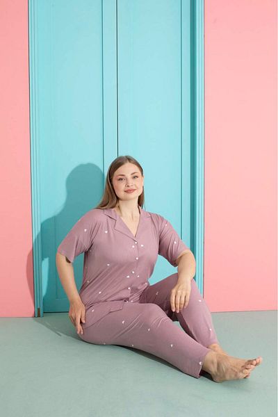 Pijamoni طقم بيجامة لوكس بأزرار من الخيزران الحريري ميلان مقاس كبير (جديد)