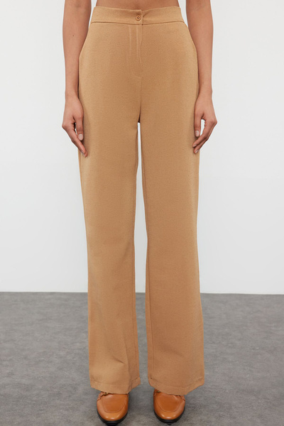 Trendyol Collection Καφέ λινό παντελόνι σε ίσια κοπή - TWOSS24PL00163