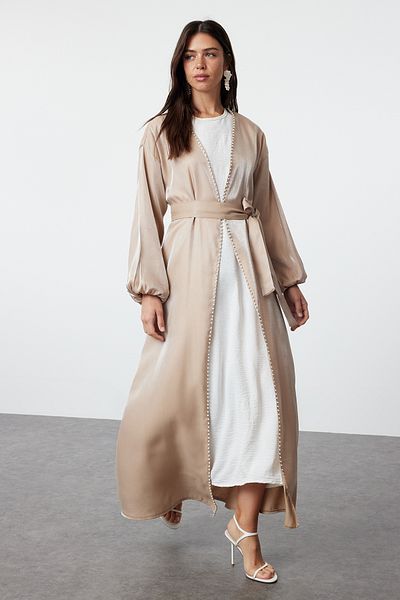 Trendyol Modest Shiny Pearl Detailed Camel Woven Cap - Ferace/Abaya TCTSS24KF00040