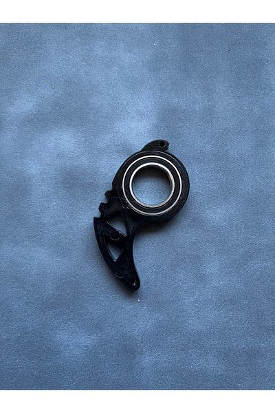 Skyv Keyrambit V2 Pro Black Rotatable Keychain