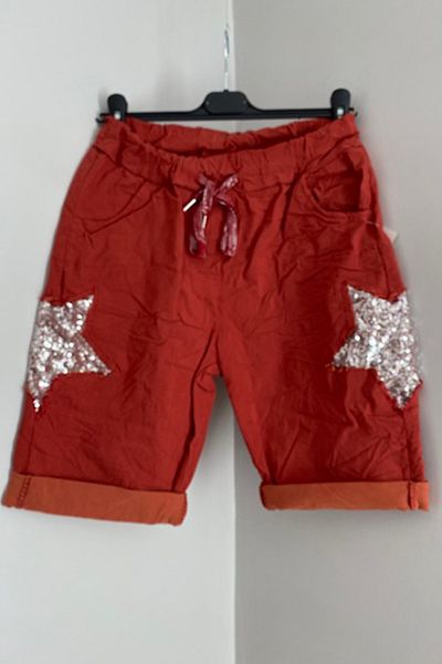 AYASOFYA OTANTIK Women's Italian Red Star Sequin Sequin Patched Lycra Bermuda Shorts