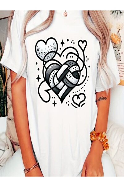 CLASSY.MODA قميص تيشرت سوبريم للنساء - أبيض مطبوع قصة فضفاضة برقبة دائرية وأك...