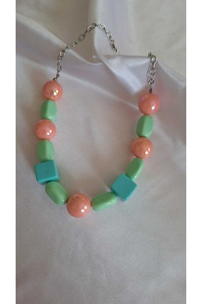 SOUL BY A&B Shiny Pearlescent Pink Green Blue Summer Necklace