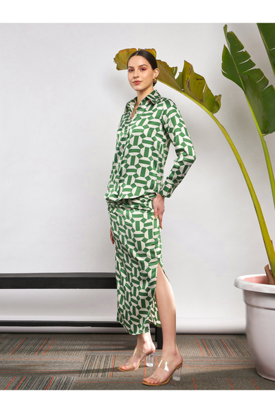 Sassafras By Styli Geometrical Print Shirt & Side Ruched Skirt with Slit Co-Ord