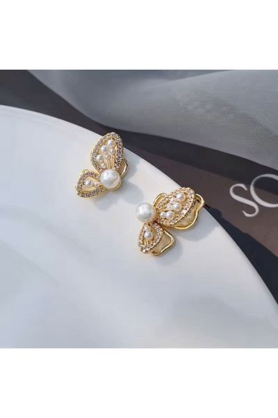 Nice For You French Diamond Butterfly Pattern White Pearl Earrings