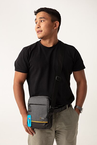 NEMO BAGS حقيبة ظهر وصدر متقاطعة رمادية اللون للجنسين من Nemobags Bodybag