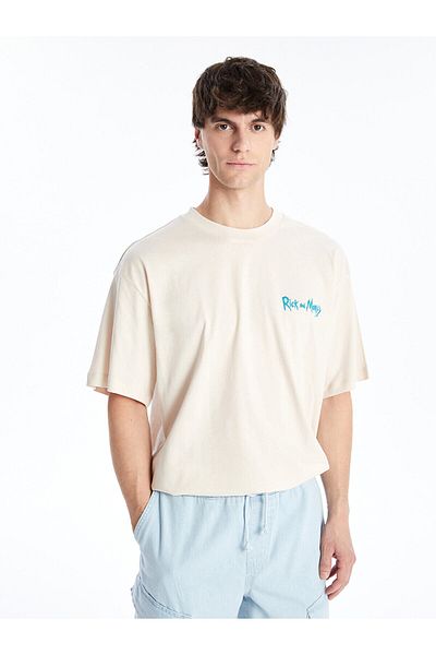 LC Waikiki Ανδρικό χτενισμένο βαμβακερό μπλουζάκι Rick and Morty Printed Crew Neck - Κοντό μανίκι