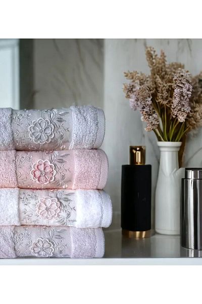 Pupilla Cristina Daisy 4-Piece Hand-Face Towel 50x90 Cm