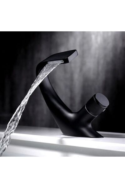 OEM صنبور حوض الحمام بتصميم شلال أسود غير لامع