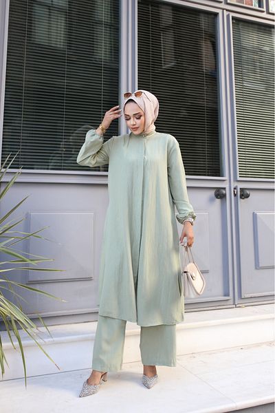 Tesettür Diyarı Set tunică și pantaloni Lizza Khaki - țesătură pentru creșă, cu fante laterale
