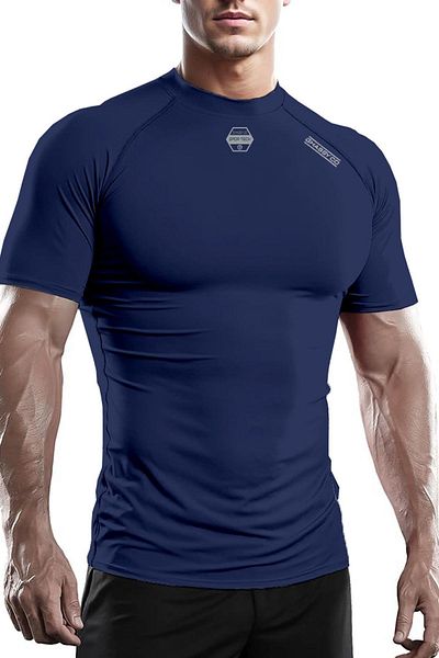GHASSY CO. Ghassy Co. Ανδρικό αθλητικό μπλουζάκι Premium Fitness - Αναπνεύσιμο, Γρήγορο Στέγνωμα, Reflective Crest