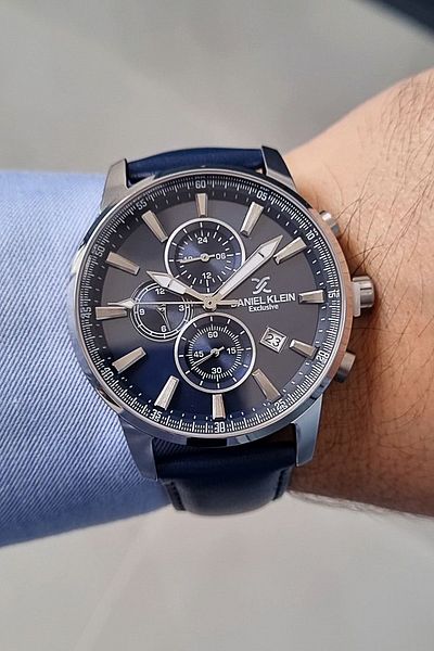 Daniel Klein Exclusive Navy Blue Leather Strap All Functions Men's Wristwatch with Active Calendar
