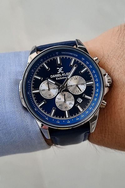 Daniel Klein Exclusive Navy Blue Leather Strap Men's Wristwatch - All Functions Active and Calendar