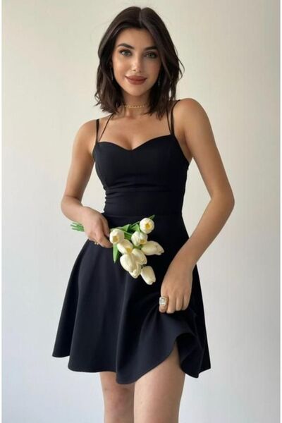 Afiş Butik Rochie neagră cu spatele încrucișat - curea de frânghie