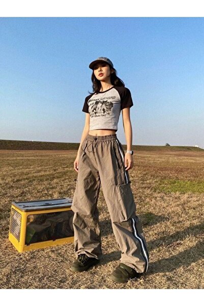 Köstebek Γάτες Μαύρο γιακά Λεπτομέρεια Γκρι μισό μπλουζάκι