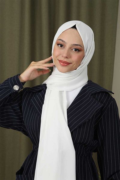 Trablus Hijab Women's Luxury Medina Silk Shawl White
