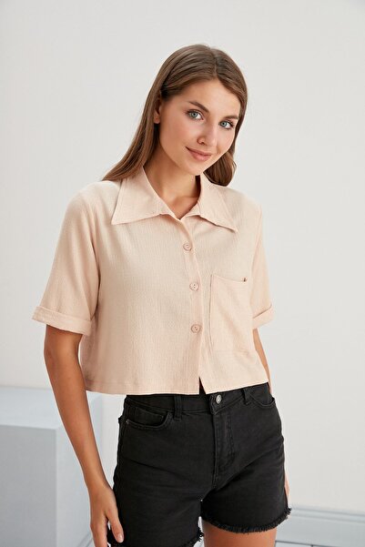 Space Fashion Women's Stone Crop Wrapped Fabric Buttoned Pocket Shirt